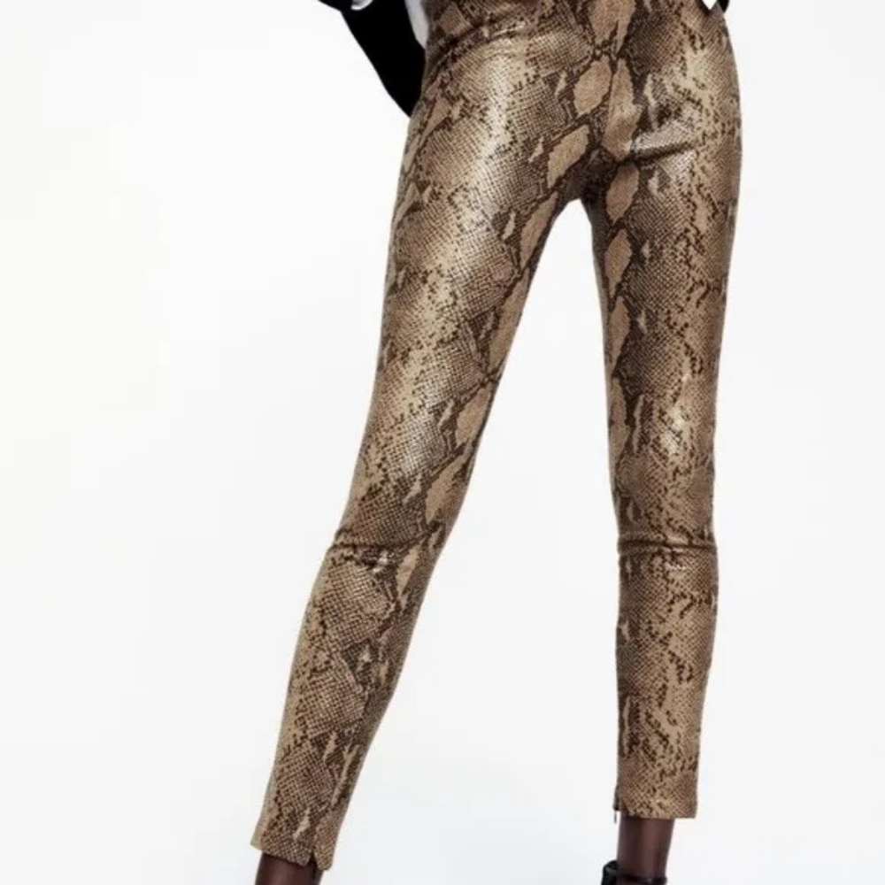 Zara Snake Skin leggings NWT
